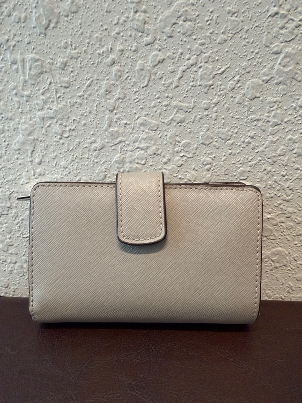 Michael Kors Beige Saffiano Zip & Snap Wallet - Picture 3 of 8